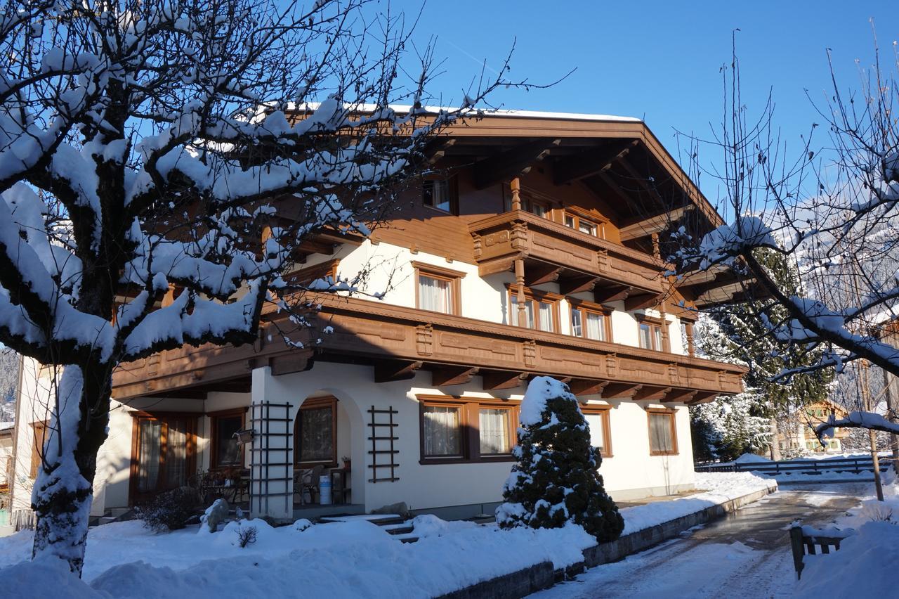 Gaestehaus Klammerschneider Hotel Zell am Ziller Exterior photo